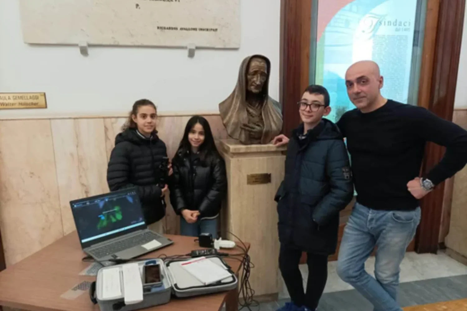 When History Meets STEM Education: Bringing Local Historical Figure to Life with 3D Scanning Technology
